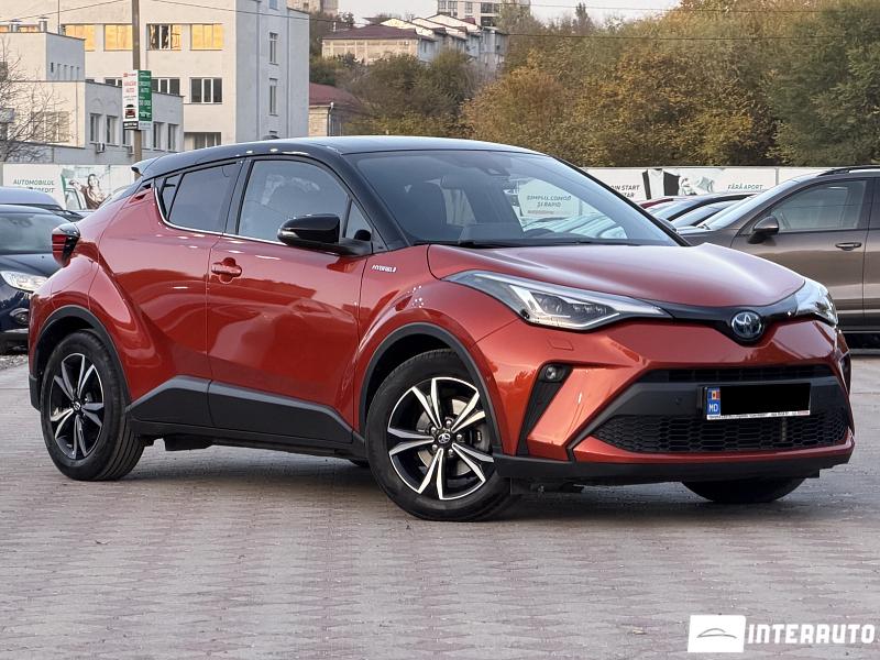Toyota C-HR 14 automobil-interauto