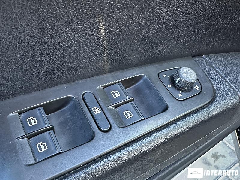 Skoda Superb 23 automobil-interauto