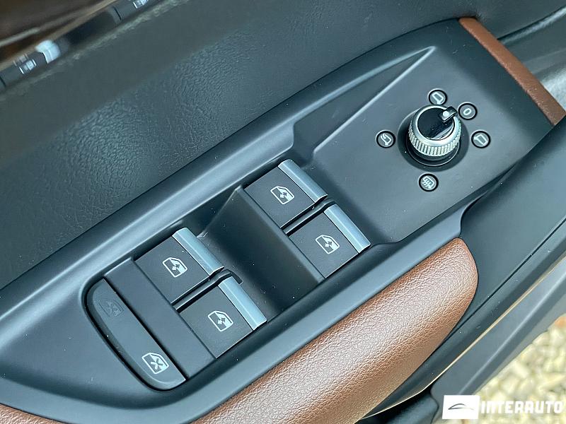 Audi Q5 18 automobil-interauto