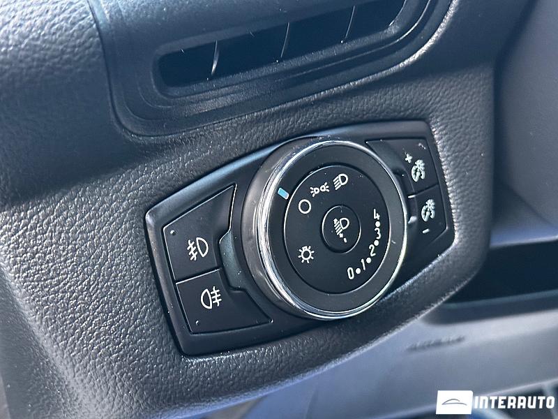 Ford B-MAX 21 automobil-interauto