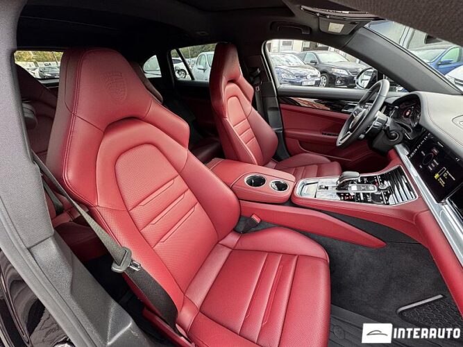 Porsche Panamera 4 44 interauto-car