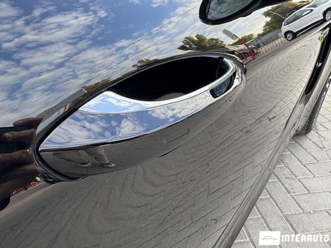 Porsche Panamera 4 40 interauto-car