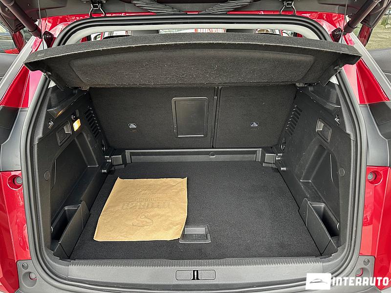 Peugeot 3008 27 automobil-interauto