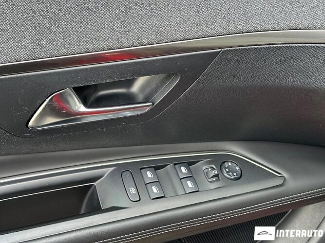 Peugeot 3008 46 interauto-car