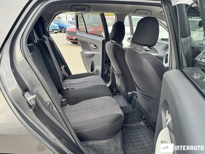 Toyota Urban Cruiser 44 interauto-car