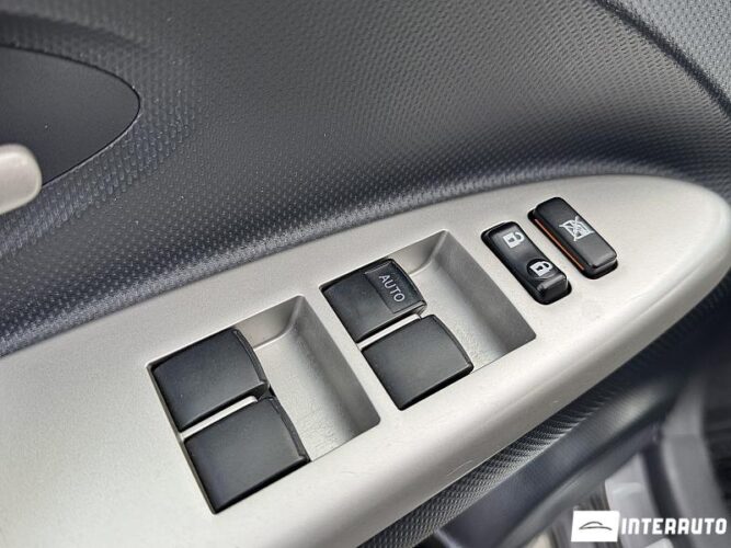 Toyota Urban Cruiser 47 interauto-car