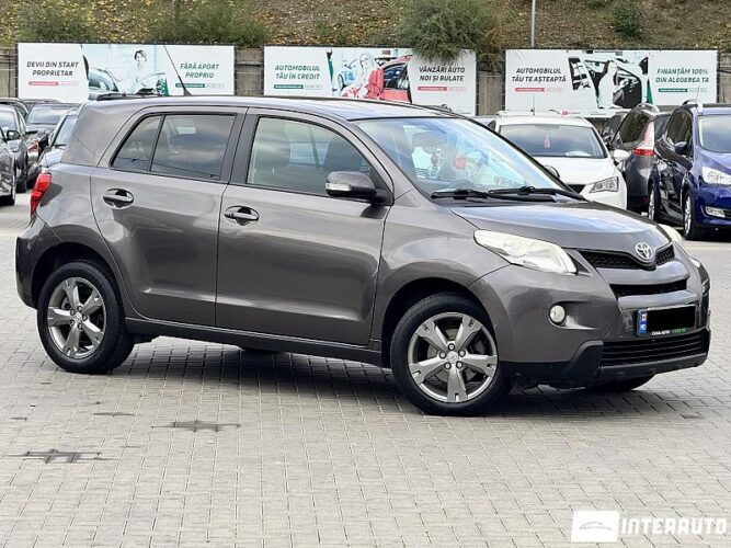 Toyota Urban Cruiser 31 interauto-car