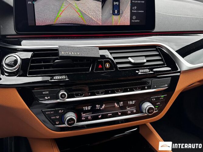 BMW 545e 47 interauto-car