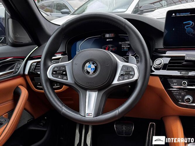 BMW 545e 43 interauto-car