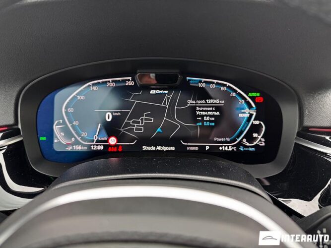 BMW 545e 44 interauto-car