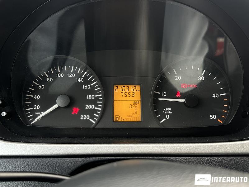 Mercedes Vito 18 automobil-interauto