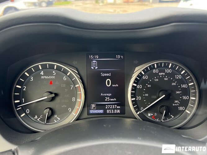 Infiniti Q60 32 interauto-car