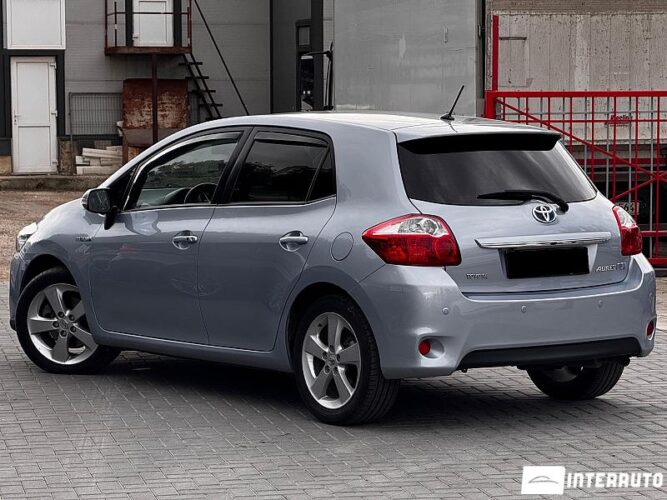 Toyota Auris 30 interauto-car