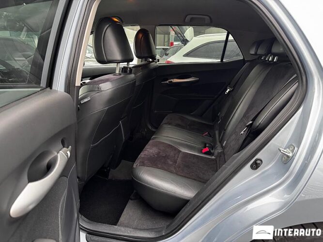 Toyota Auris 33 interauto-car