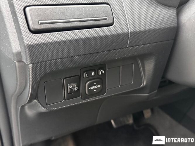 Toyota Auris 40 interauto-car