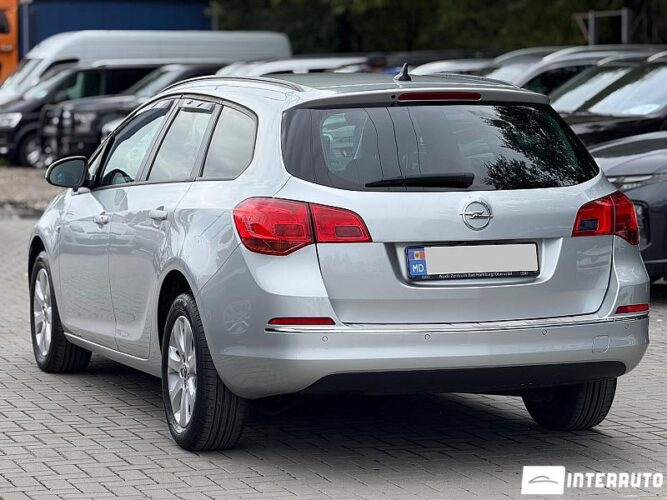 Opel Astra 31 interauto-car