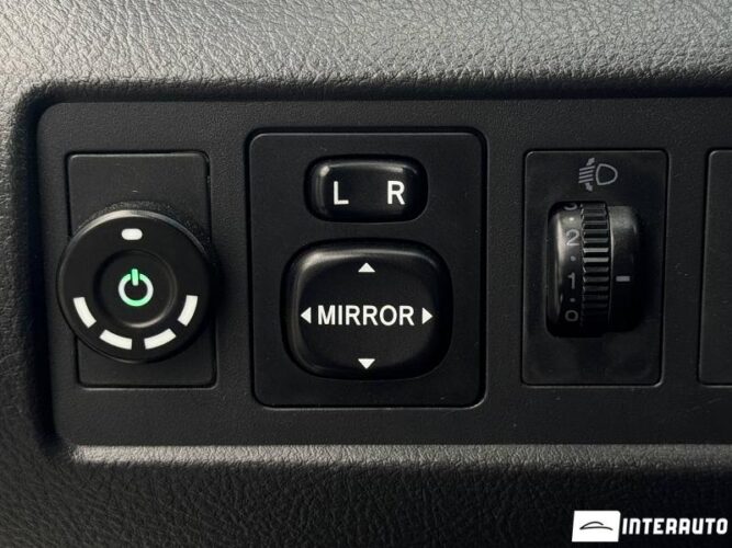 Toyota Corolla Verso 46 interauto-car