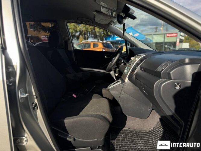 Toyota Corolla Verso 43 interauto-car