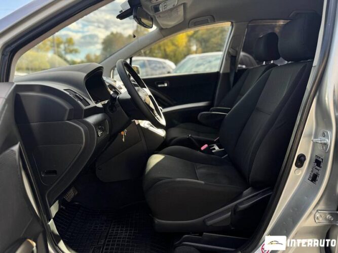 Toyota Corolla Verso 34 interauto-car