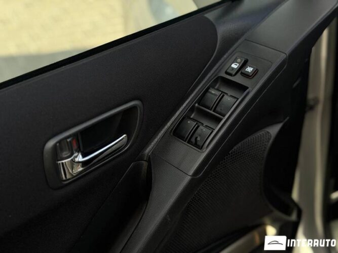 Toyota Corolla Verso 45 interauto-car