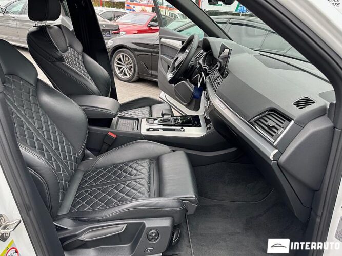 Audi Q5 40 interauto-car