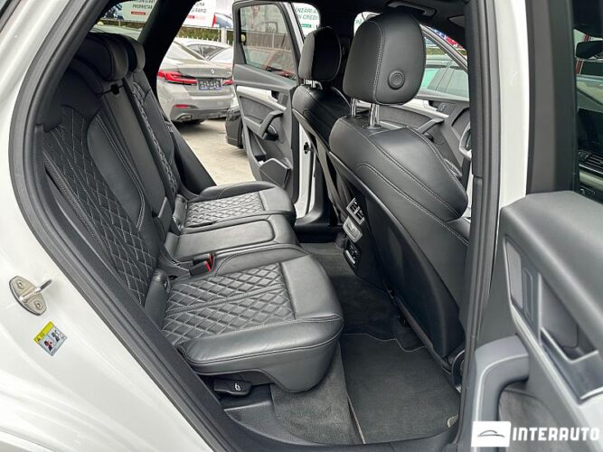 Audi Q5 52 interauto-car
