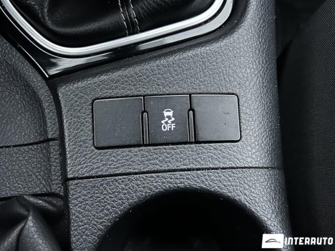 Toyota Corolla 36 interauto-car