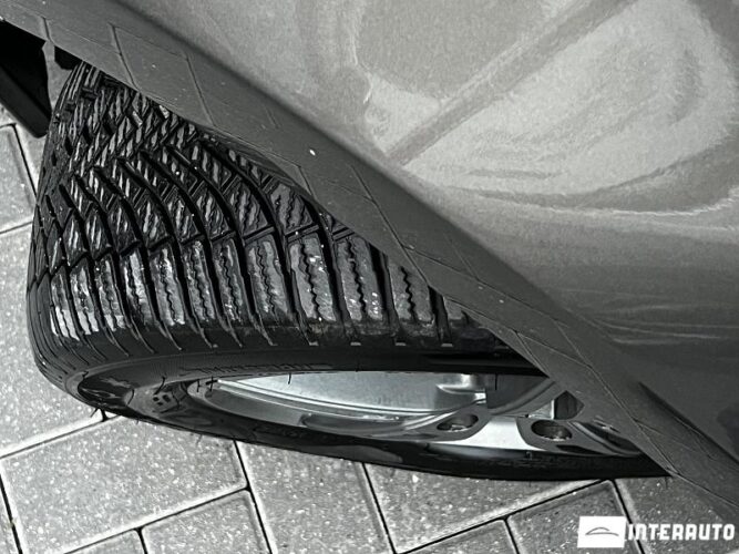 Toyota Corolla 32 interauto-car