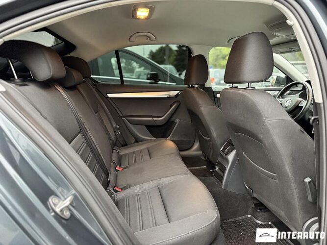 Skoda Octavia 46 interauto-car