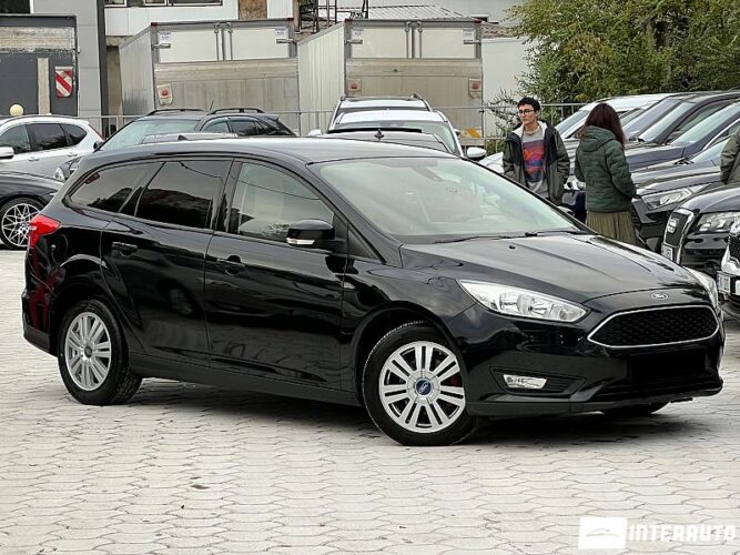 Ford Focus 24 interauto-car