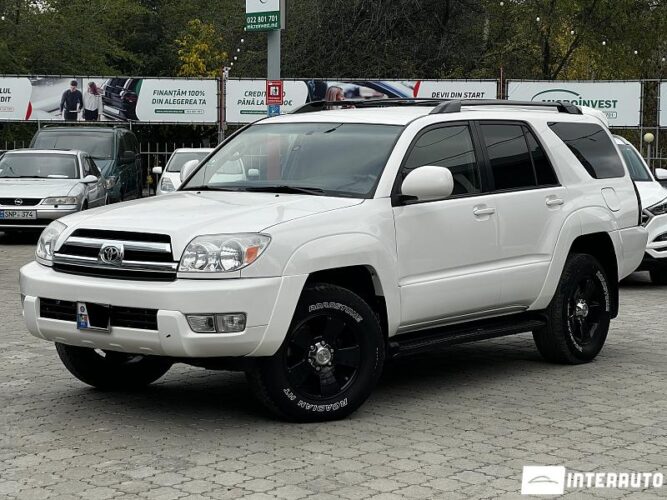 Toyota 4-Runner 29 interauto-car