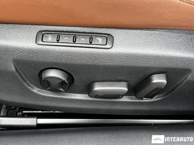 Skoda Superb 56 interauto-car