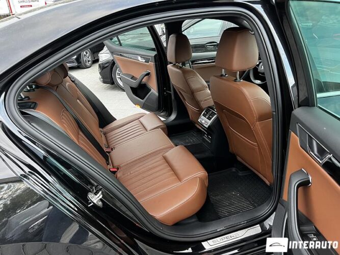 Skoda Superb 47 interauto-car