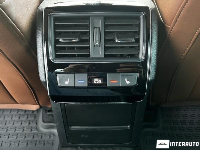 Skoda Superb 54 interauto-car