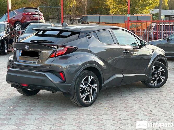 Toyota C-HR 31 interauto-car