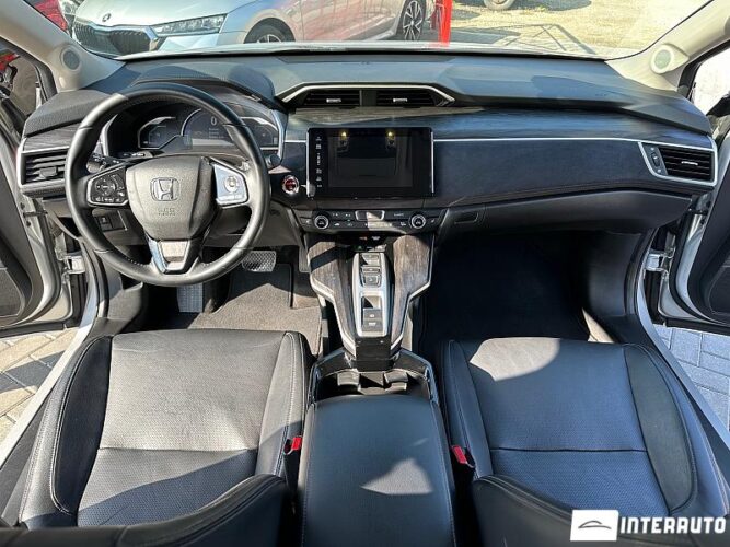 Honda Clarity 37 interauto-car