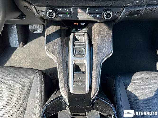 Honda Clarity 44 interauto-car