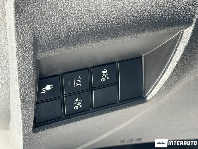 Honda Clarity 43 interauto-car