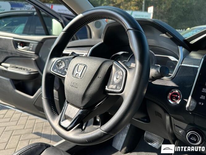 Honda Clarity 38 interauto-car