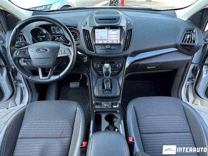 Ford Kuga 37 interauto-car