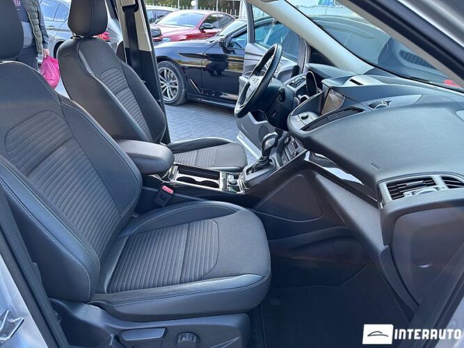 Ford Kuga 34 interauto-car