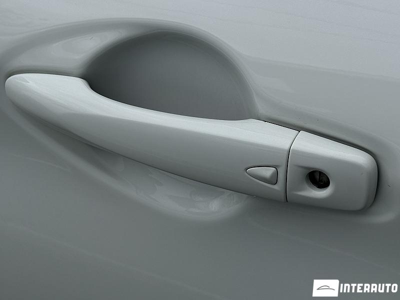 Nissan Qashqai 28 automobil-interauto