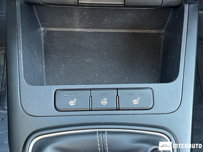 Kia Rio X-Line 40 interauto-car