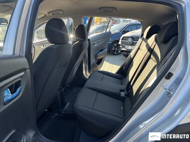 Kia Rio X-Line 42 interauto-car