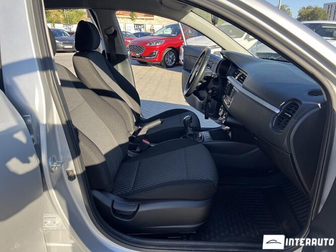Kia Rio X-Line 44 interauto-car