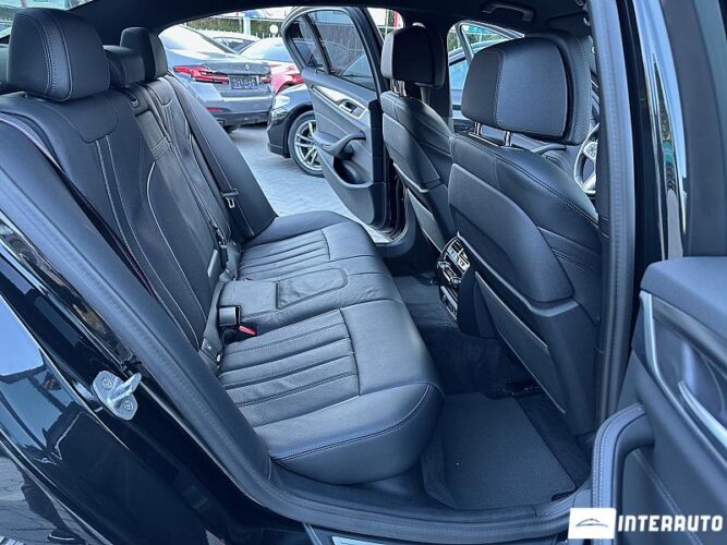 BMW 530e 50 interauto-car