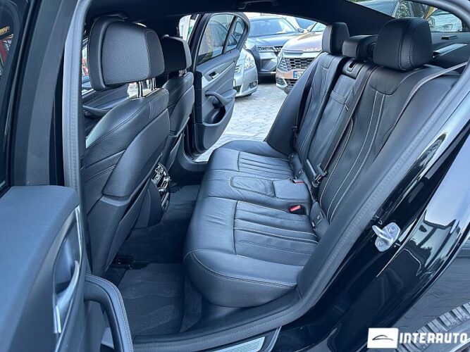 BMW 530e 41 interauto-car