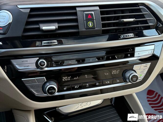BMW X4 3.0i 45 interauto-car