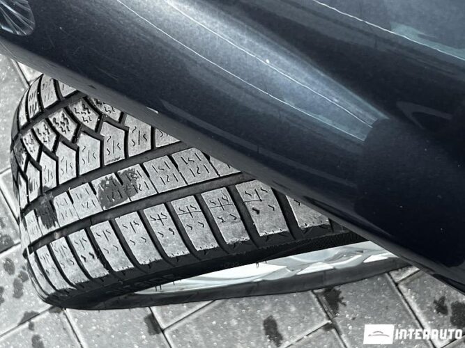 Renault Megane 42 interauto-car