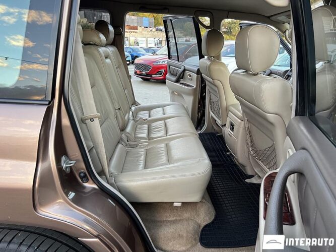 Toyota Land Cruiser 43 interauto-car